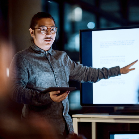 About YieldDD - Header man